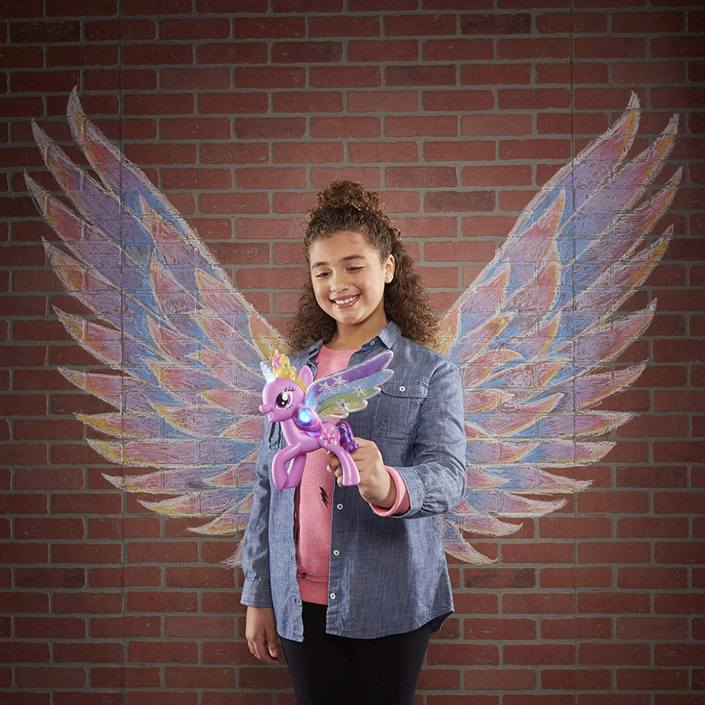 My Little Pony Rainbow Wings Twilight Sparkle - Pony Figure with Lights & Moving Wings
