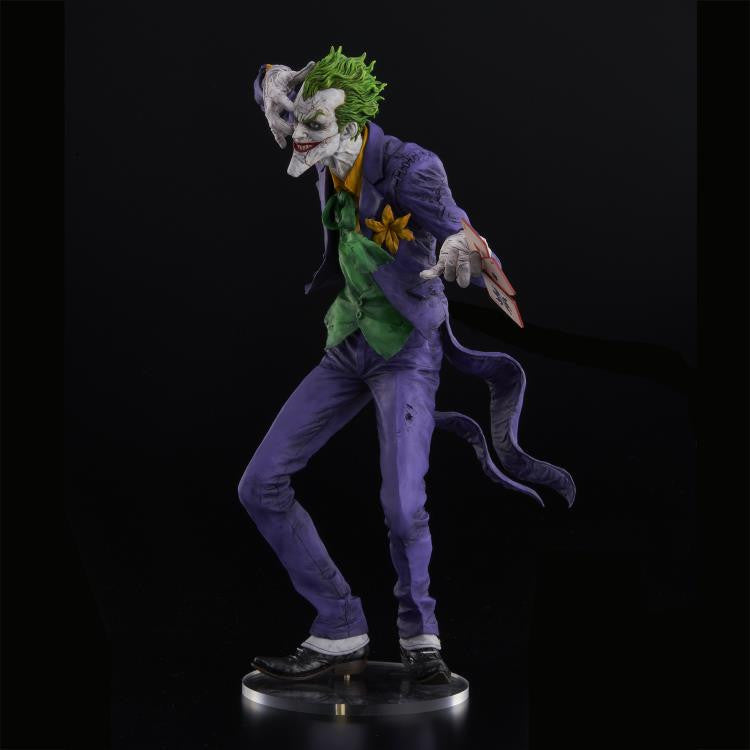 Union Creative DC Comics: The Joker (Laughing Purple) Sofbinal Vinyl Figure, Multicolor