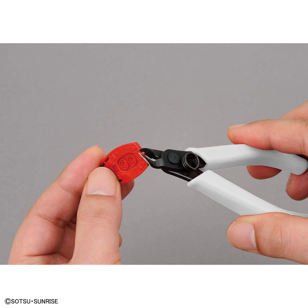 BANDAI Spirits Entry Nipper (White)