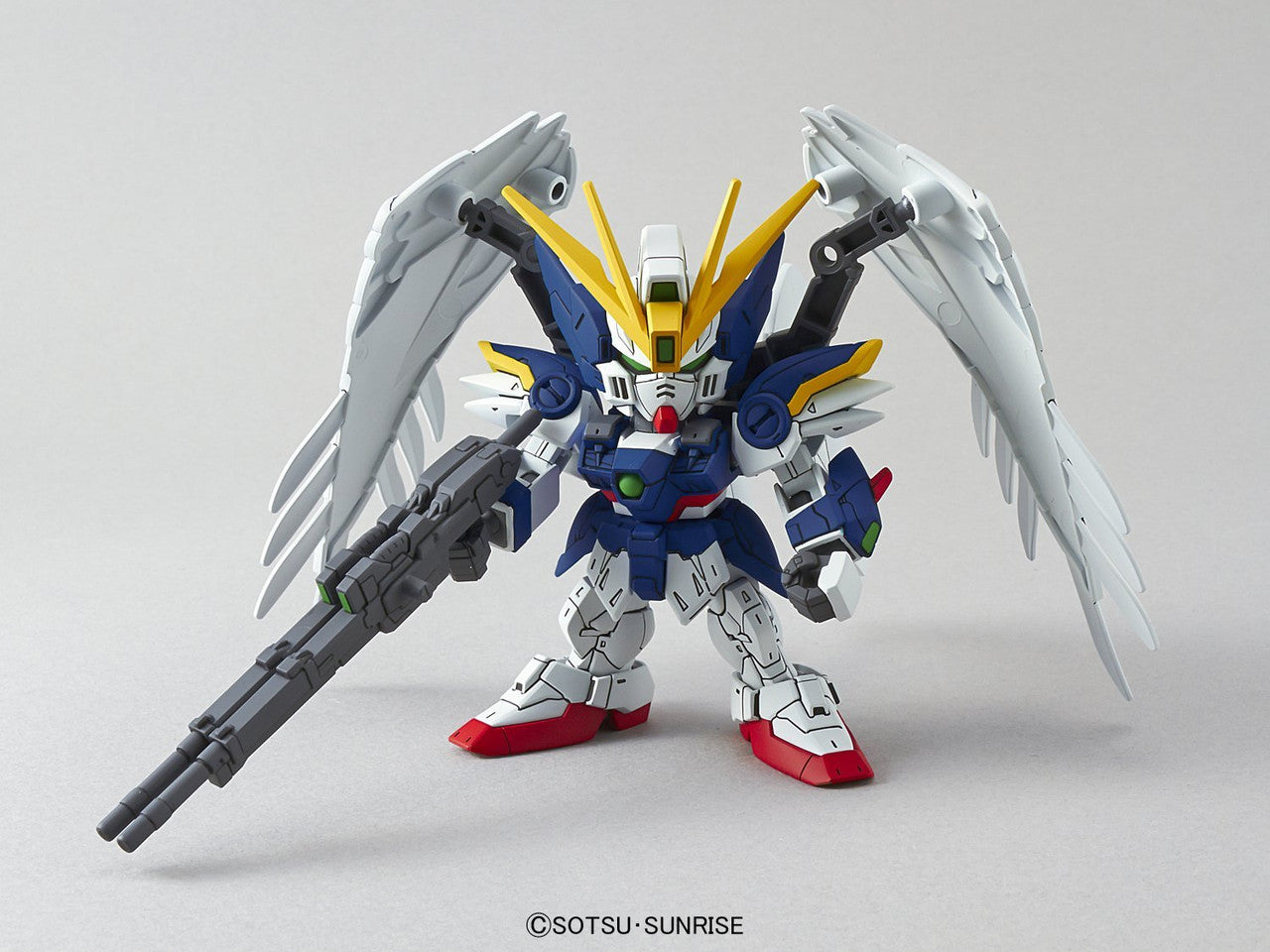 Bandai Hobby SD EX-Standard Wing Gundam Zero Version EW Action Figure, Multi, 8 (BAN202754)
