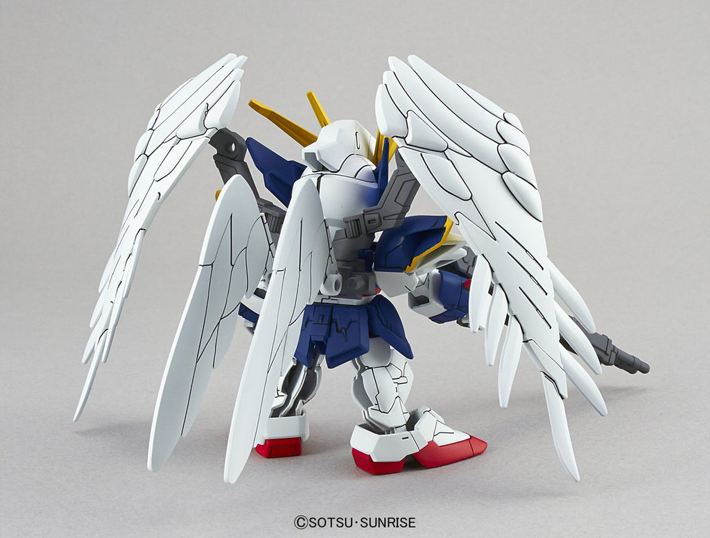 Bandai Hobby SD EX-Standard Wing Gundam Zero Version EW Action Figure, Multi, 8 (BAN202754)