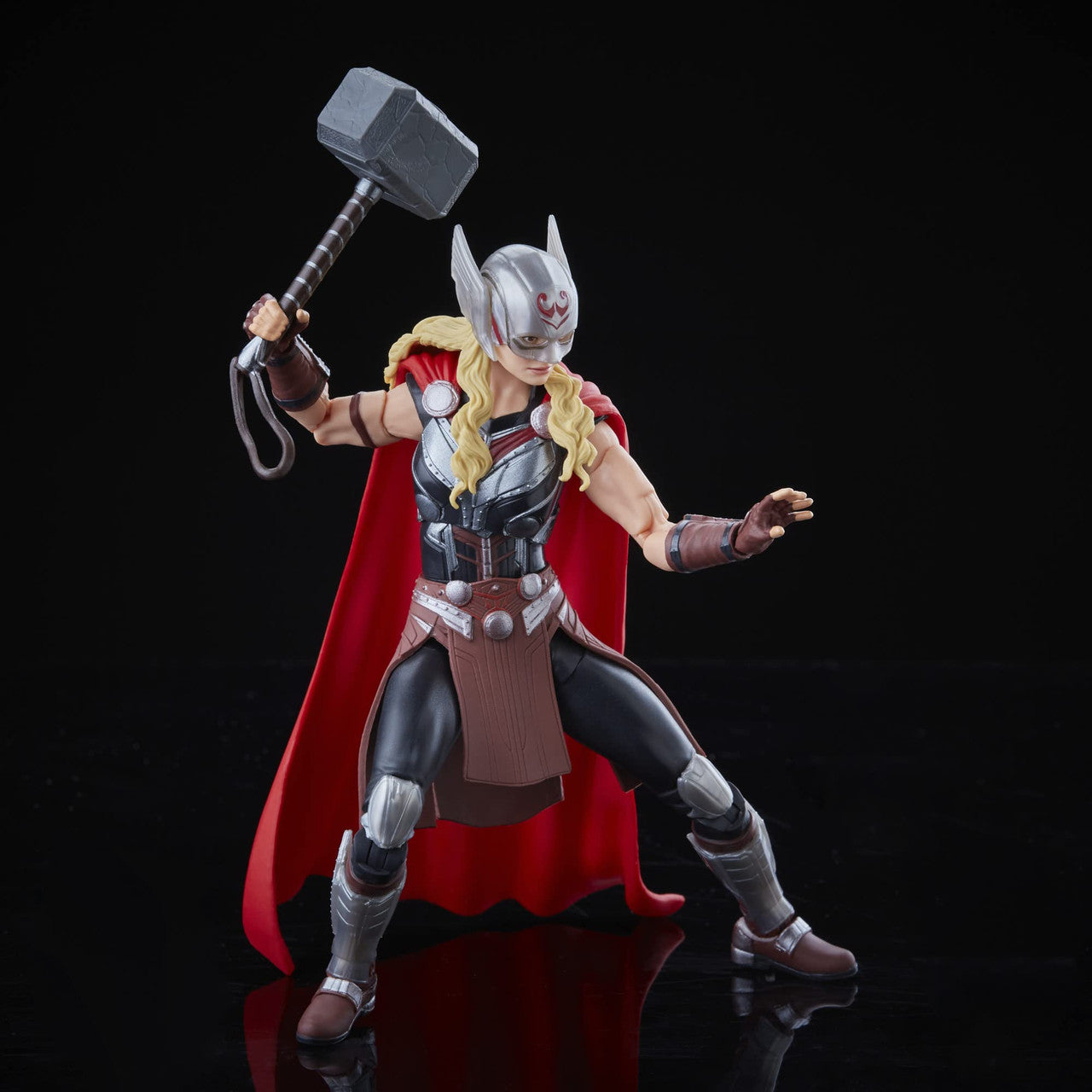 Marvel Legends Series Thor: Love and Thunder Mighty Thor Action Figure 6-inch Collectible Toy with Accessories