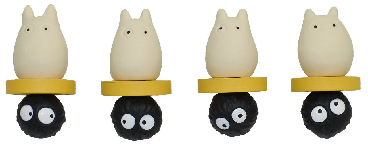ensky My Neighbor Totoro Totoro and Crosske's Reversi Game