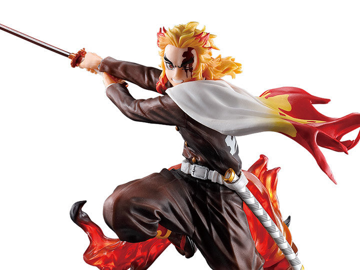 Demon Slayer: Kimetsu no Yaiba Kyojuro Rengoku Shake The Sword Burn Your Heart Kyojuro Ready to Strike in Dynamic Popular Pose Anime Static Figure Ichiban Bandai Spirits BAS60177