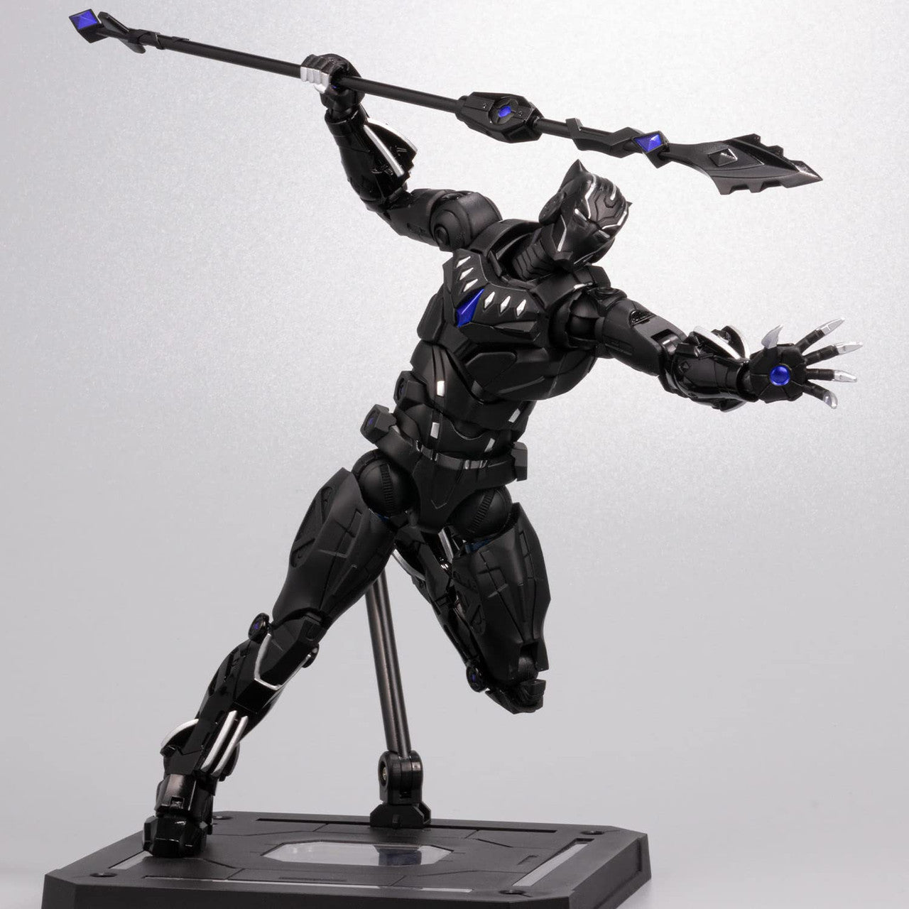Sentinel - Marvel Black Panther, Sentinel Fighting Armor