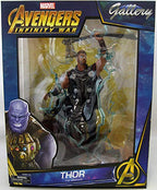DIAMOND SELECT TOYS Marvel Gallery: Avengers Infinity War Movie Thor PVC Diorama Figure, Standard, Black