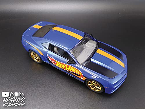 AMT 2010 Chevy Camaro Hot Wheels 1:25 Scale Model Kit