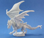 Dungeons & Dragons: Reaper Dragon :Reaper 77026 Young Fire Dragon - Dark Heaven Legends Bones : Miniature
