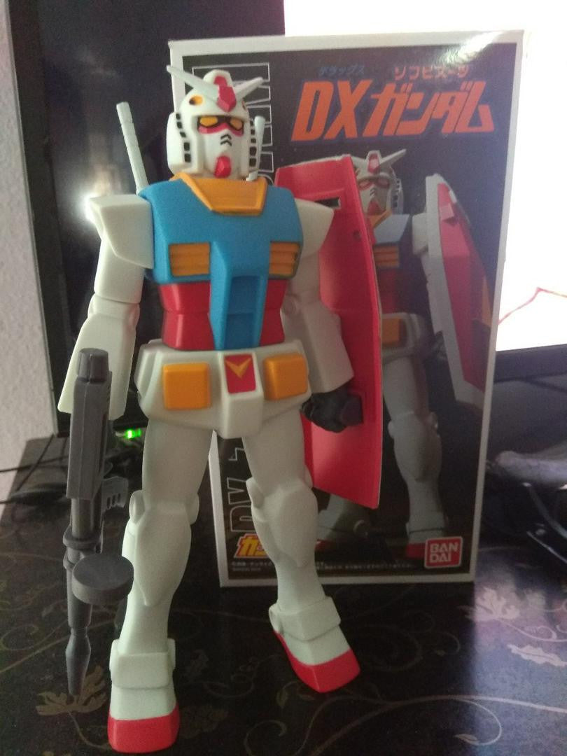 Gundam FG-01 RX-78-2: E.F.S. Force Prototype Close-Combat Mobile Suit 1/144 Scale Gundam Model Kit
