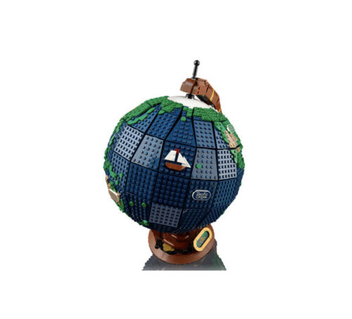 LEGO The Globe V39 Customizable Vintage Brick-built Earth Globe