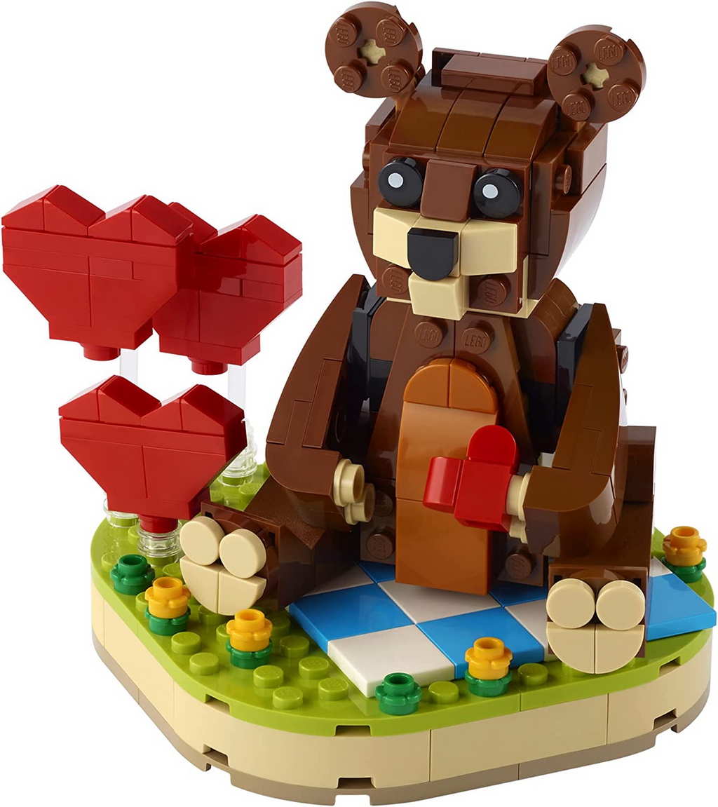 LEGO Valentineâ€™s Brown Bear 40462 Building Kit (239 Pieces)