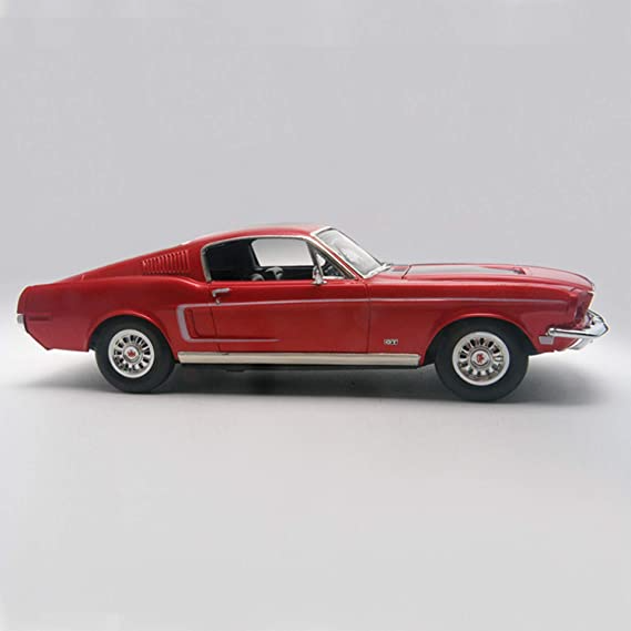 Revell 1/25 '68 Mustang GT 2n 1 Red