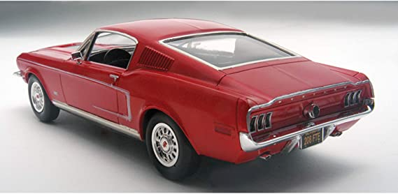 Revell 1/25 '68 Mustang GT 2n 1 Red