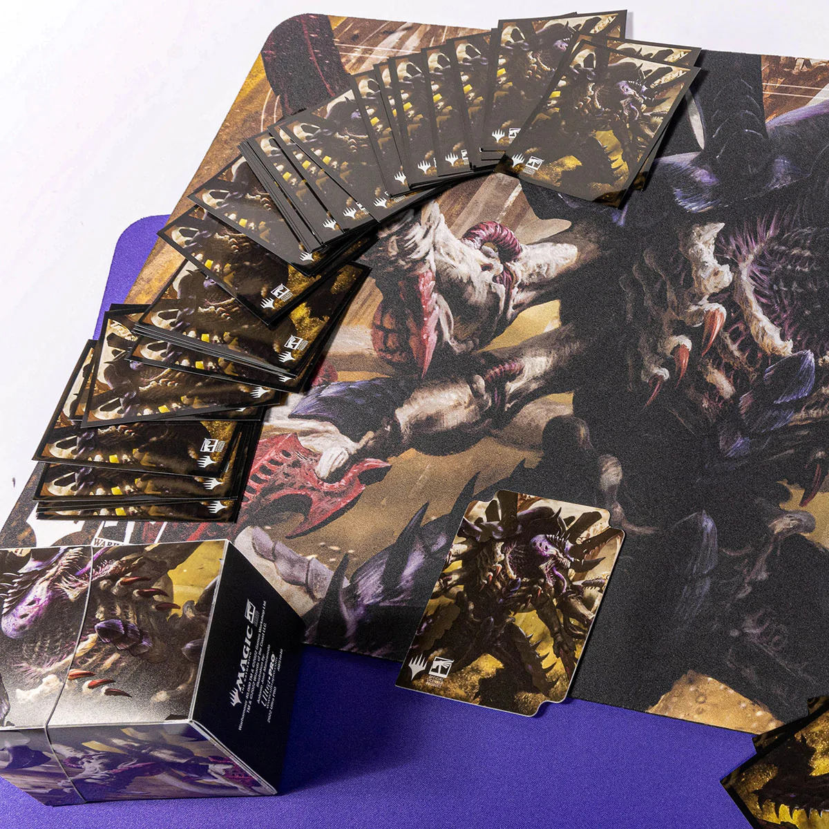 Ultra PRO - Magic The Gathering Warhammer 40k 100+ Card Deck Box The Swarmlord - Protect and Store your Collectible Gaming Cards Trading Cards or Sports Cards in A Self Locking Deck Box ULPDBM19443