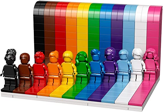 LEGO Everyone is Awesome 40516 - Pride Celebration with 11 Minifigures - A Buildable Display
