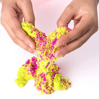 Kinetic Sand, Bake Shoppe Playset with 1lb of Kinetic Sand and 16 Tools and Molds, for Ages 3 and Up