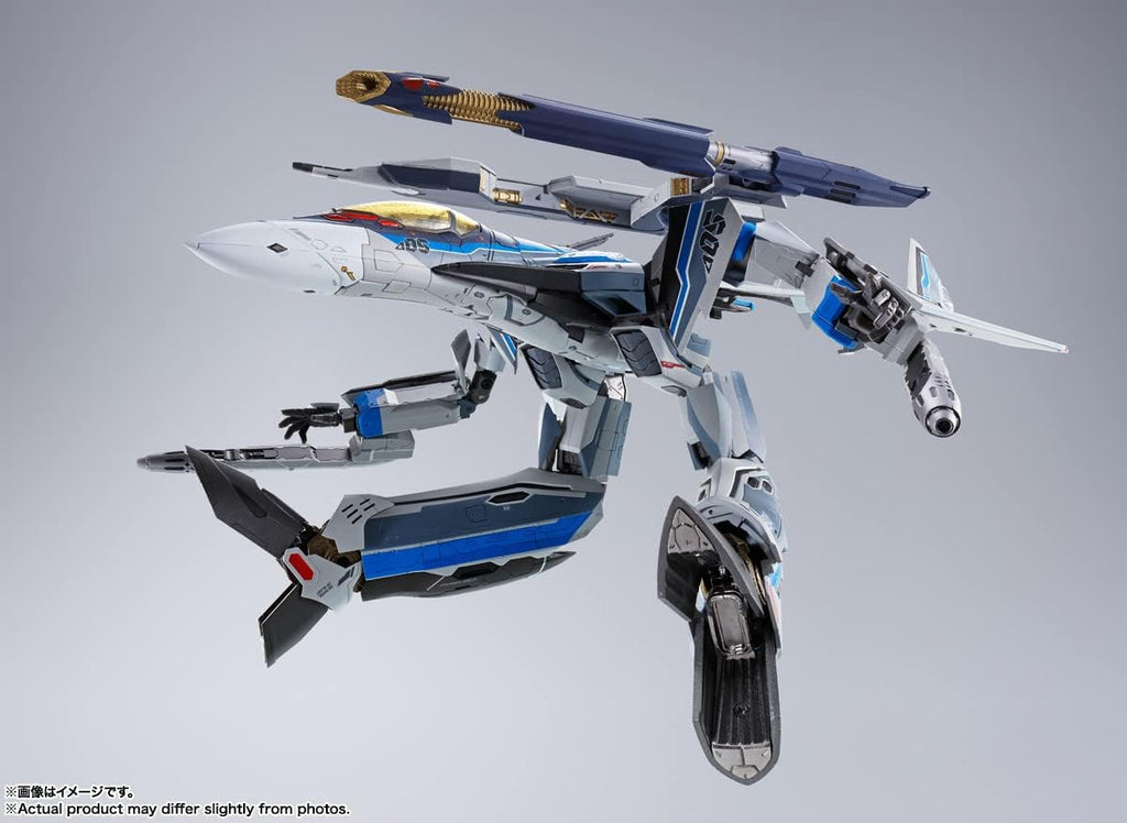 TAMASHII NATIONS - Macross Î” Movie: Absolute Live!!!!!! - VF-31AX Kairos-Plus (Hayate Immelmann Use), Bandai Spirits DX Chogokin Figure
