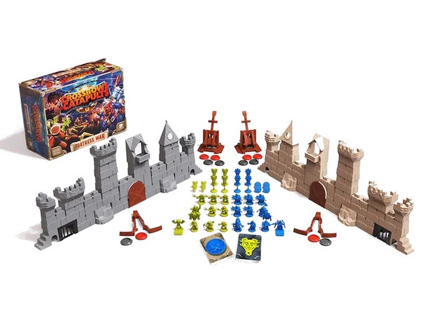 Restoration Games Crossbows and Catapults Fortress War Revived Classic Dynamic Castles Enhanced Weapons Epic Battle Gameplay REO9601
