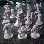 Talisman: The Magical Quest Game, 5th Edition â€“ Race for the Crown of Command HSBF6652