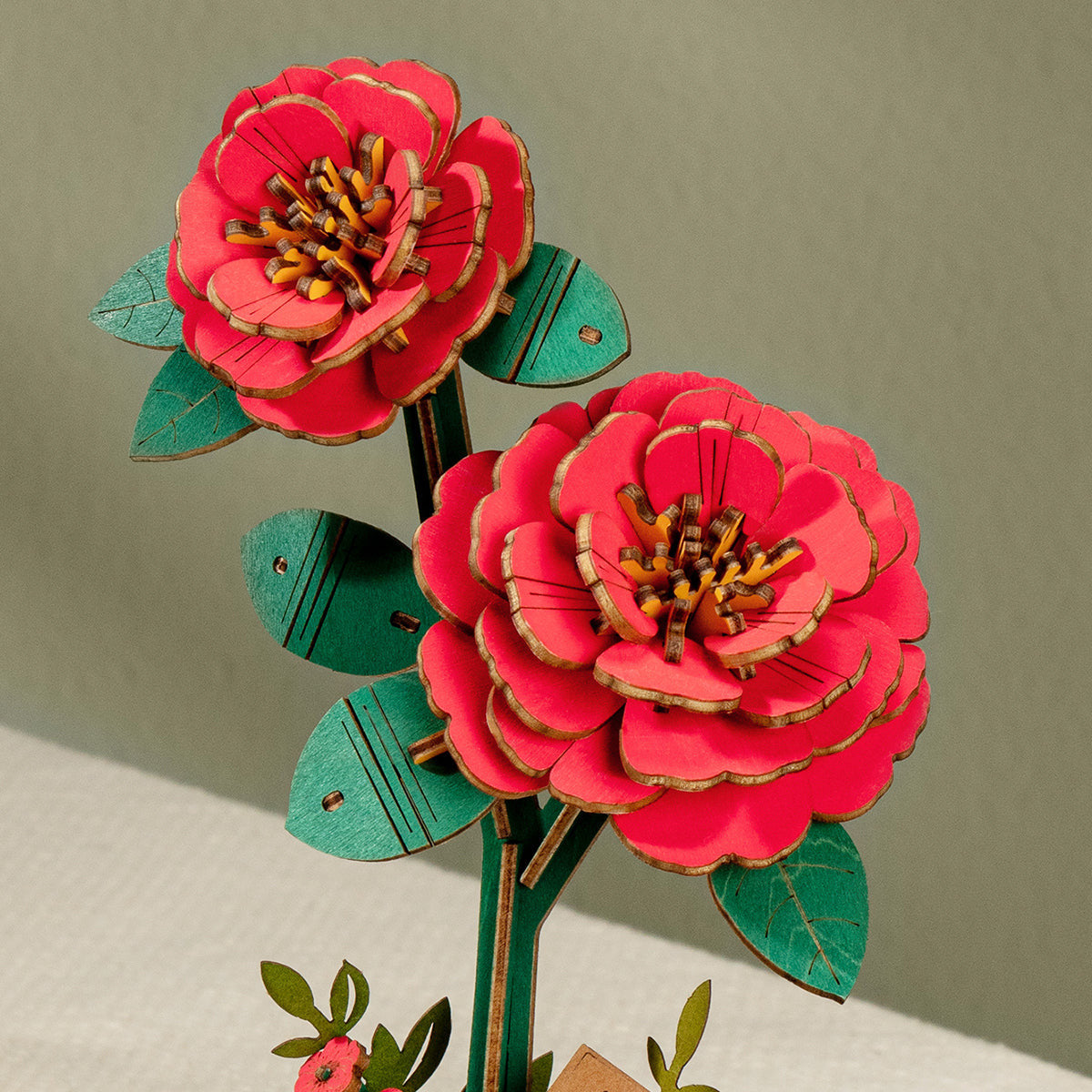 Robotime Rowood Red Camellia DIY Wooden Flower 3D Puzzle Adjustable Stem Floral Art RT-TW031