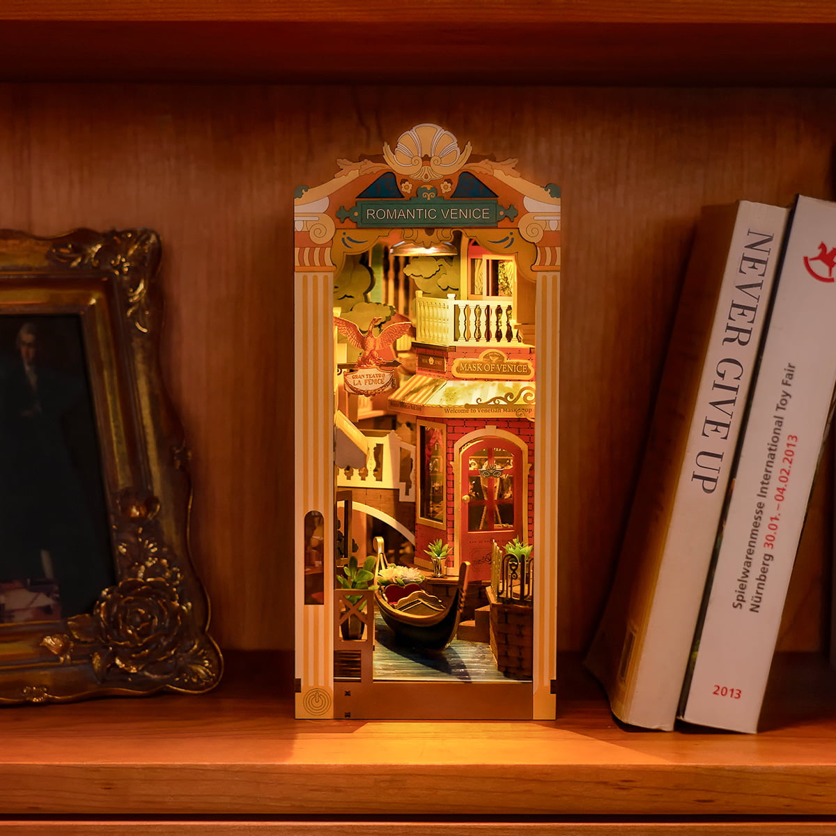 Robotime Rolife Romantic Venice DIY Book Nook Shelf Insert Kit RT-TGB08