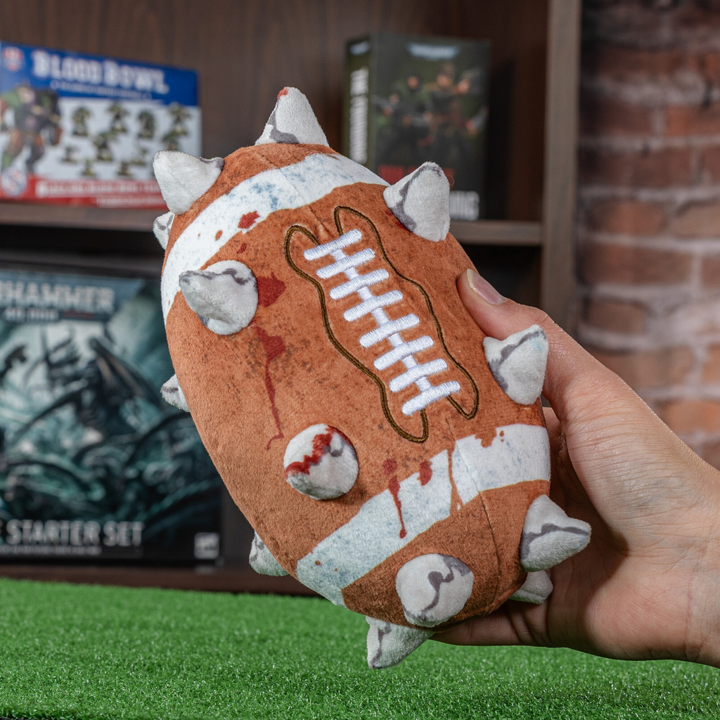 Tomy Warhammer Grenade Blood Bowl Ball Plush L72040 TM-L72040