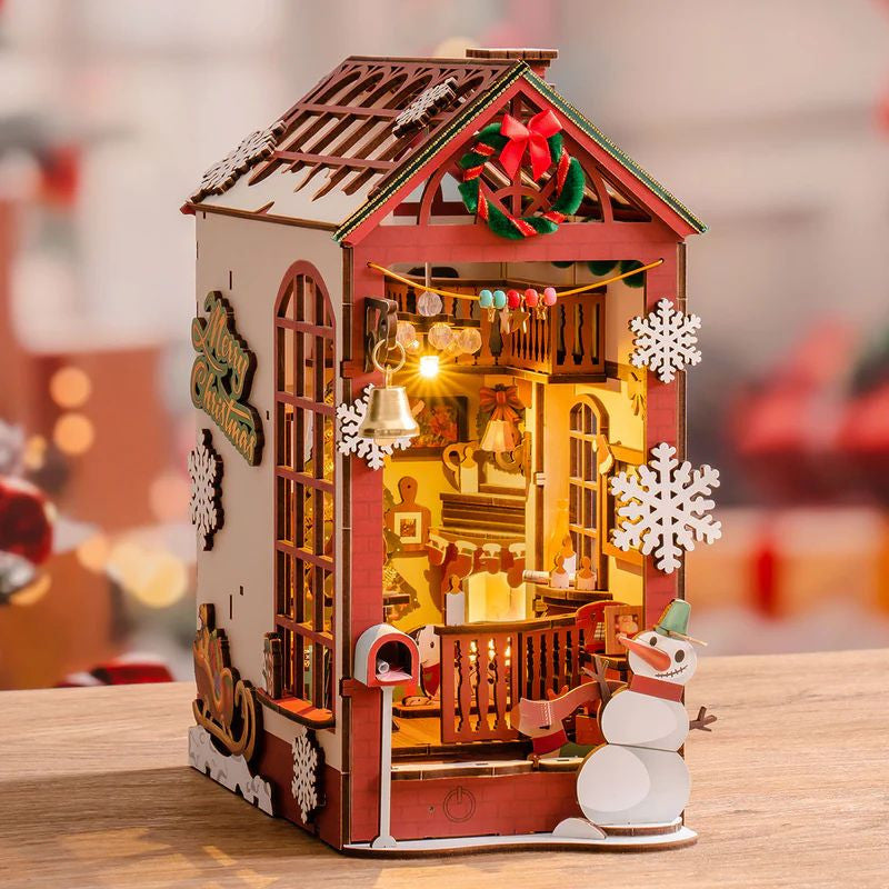 Robotime Rolife DIY Wood Crafts Christmas Indoor Scene 3D Model Kit Wooden Puzzle RT-TGC07