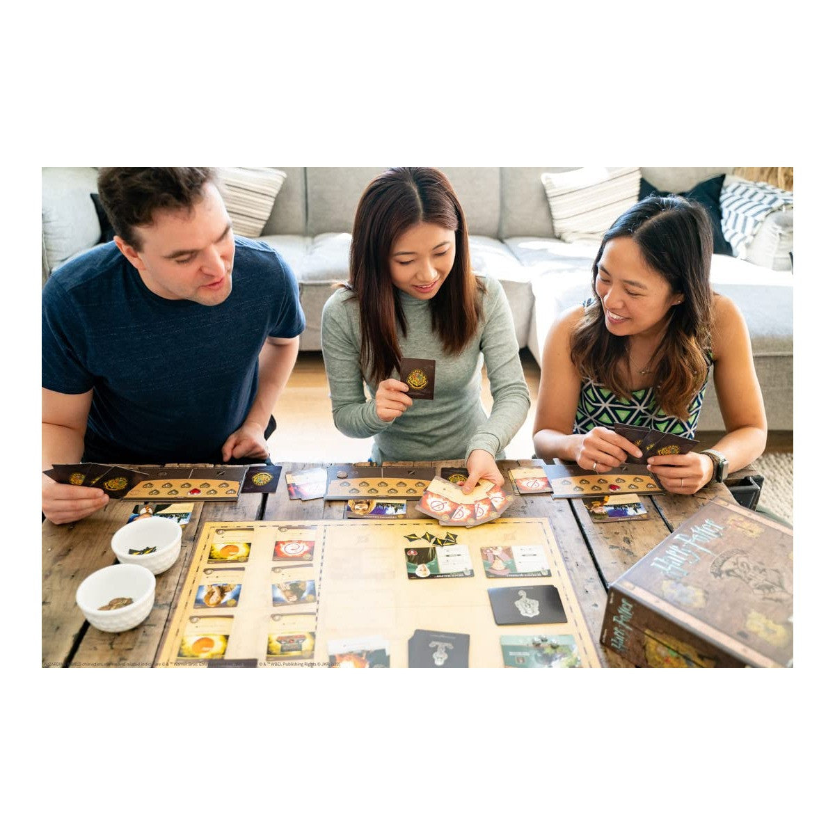 The OP Usaopoly Harry Potter Hogwarts Battle & World of Harry Potter 550-Piece Puzzle Bundle USA-DB010-400K4