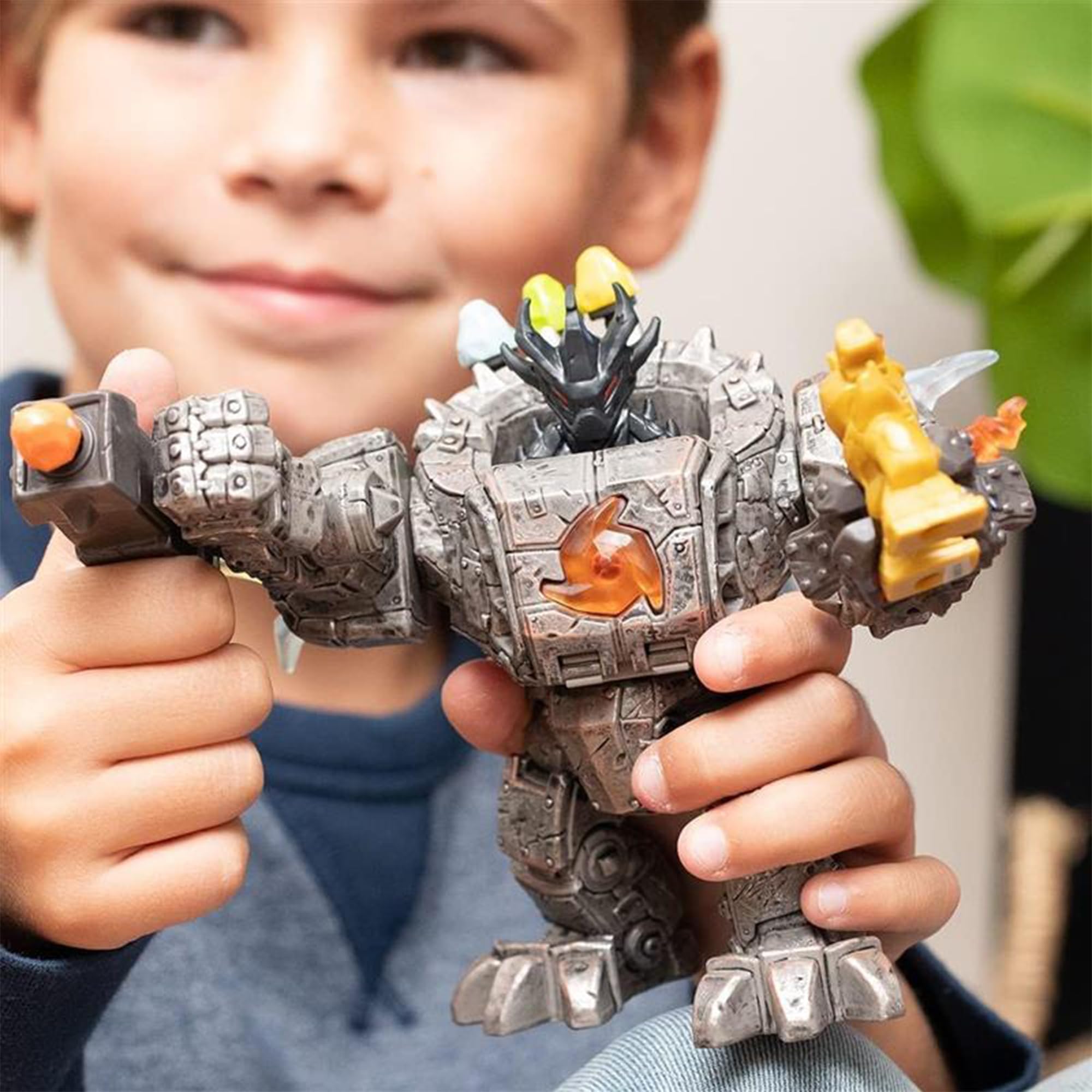 Schleich Eldrador Master Robot With Mini Creature Robot Playset Multiple Weapons Included