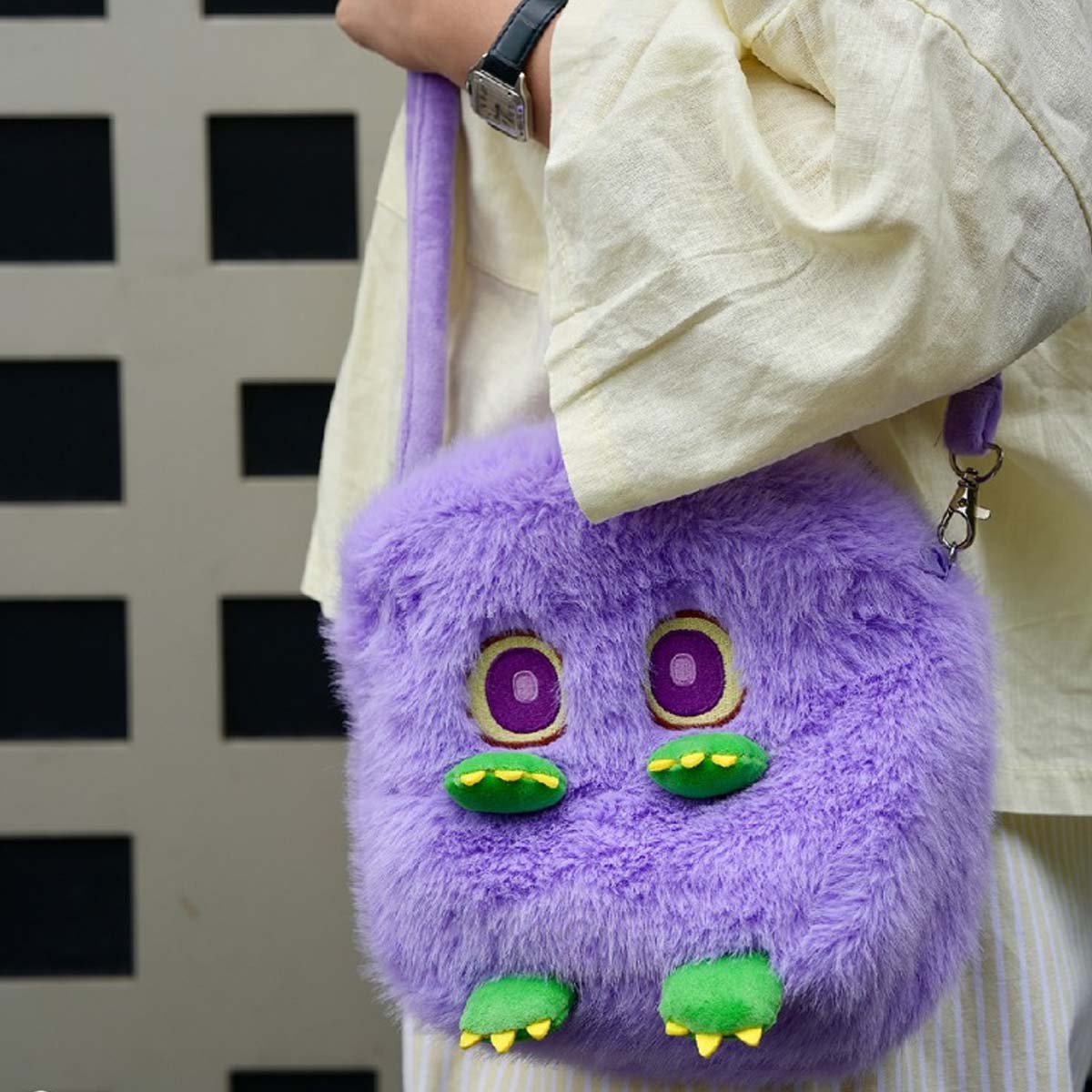 Gatherer's Tavern Yu-Gi-Oh Arty Sling Kuribah Bag Plush Deck Box YGOFBATS25KBAH